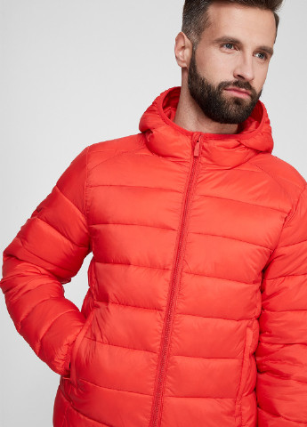 Красная зимняя куртка Mexx