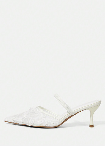 Белые туфли SHEIN с аппликацией, с вышивкой на высоком каблуке