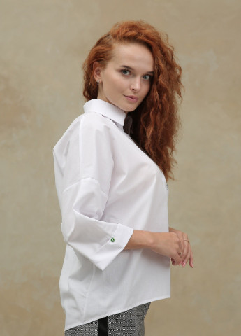 Белая демисезонная с вышивкой "кот в орнаменте мандала" INNOE Блуза