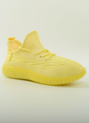 Желтые всесезонные кроссовки No Brand