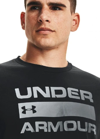 Чорна футболка Under Armour