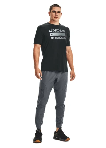 Чорна футболка Under Armour