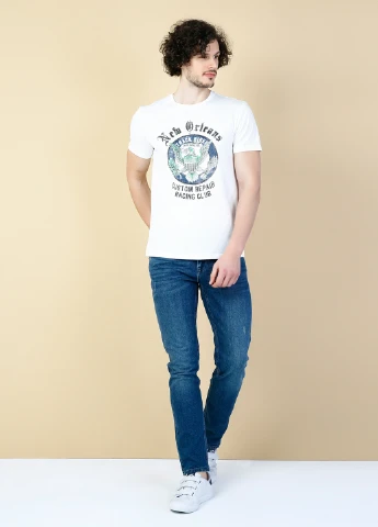 Белая футболка Colin's