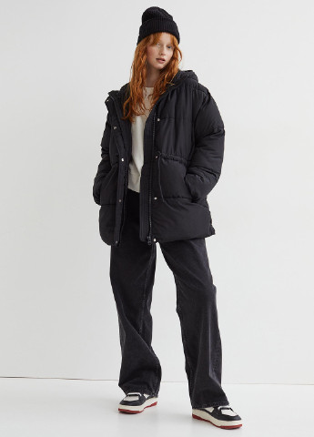 Чорна демісезонна куртка H&M