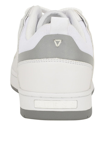 Белые демисезонные кроссовки Guess