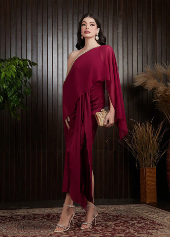 Бордовое вечернее платье на одно плечо SHEIN однотонное