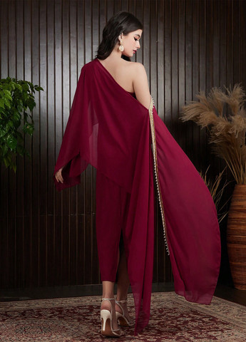 Бордовое вечернее платье на одно плечо SHEIN однотонное