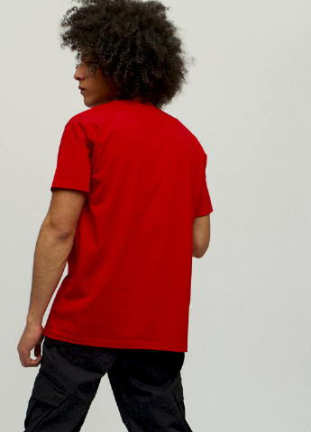 Красная футболка мужская YAPPI