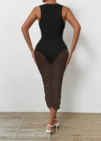 Черное коктейльное, кэжуал платье платье-футболка SHEIN однотонное