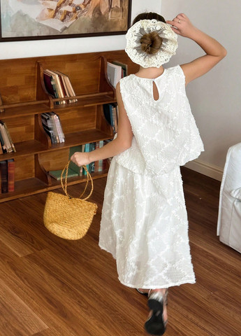 Білий літній костюм (топ, спідниця) SHEIN