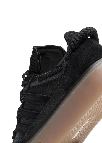 Черные кеды adidas