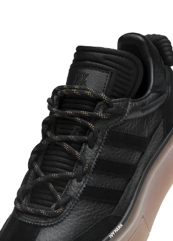 Черные кеды adidas