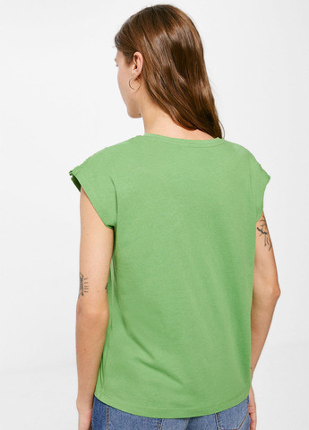 Светло-зеленая летняя футболка Springfield