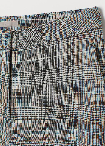 Черно-белые кэжуал демисезонные укороченные, зауженные брюки H&M