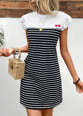 Черно-белое кэжуал платье платье-футболка SHEIN в полоску