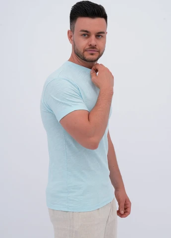 Світло-блакитна футболка Trend Collection