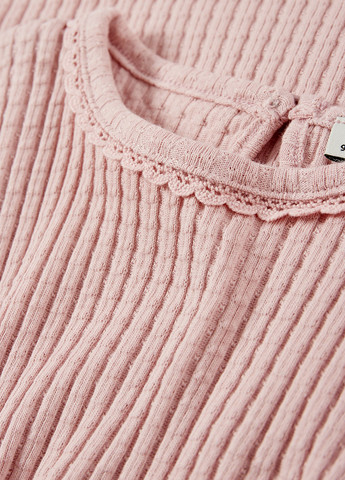 Бледно-розовый демисезонный кэжуал лонгслив C&A однотонный