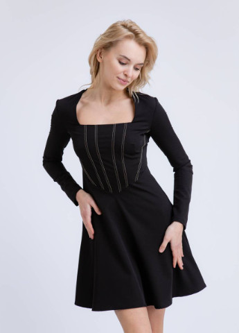 Черное кэжуал платье с имитацией корсета romashka Ромашка однотонное