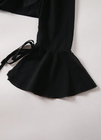 Чорна блуза SHEIN