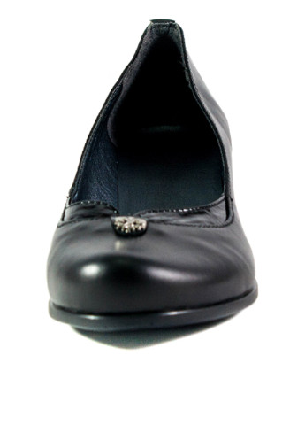 Туфли SND на среднем каблуке с брошкой