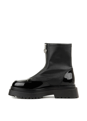 Осенние ботинки Ilvi лаковые