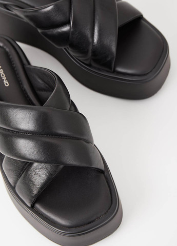 Черные шлепанцы Vagabond