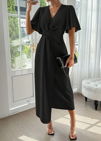 Черное кэжуал платье на запах SHEIN однотонное