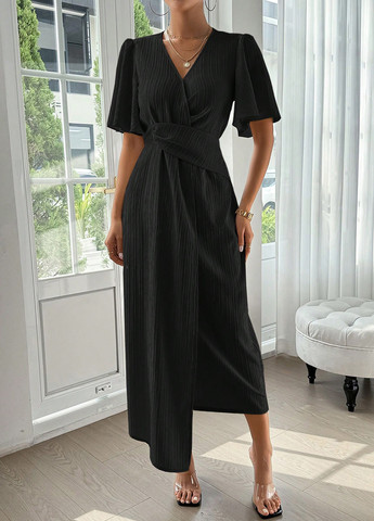 Черное кэжуал платье на запах SHEIN однотонное