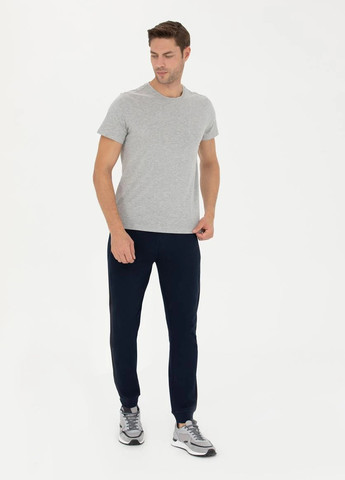 Серая футболка Pierre Cardin