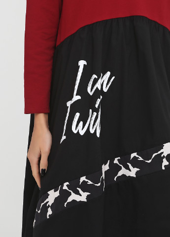 Бордова кежуал сукня кльош Made in Italy з написами