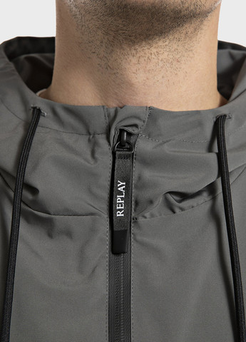 Сіра демісезонна вітровка Replay
