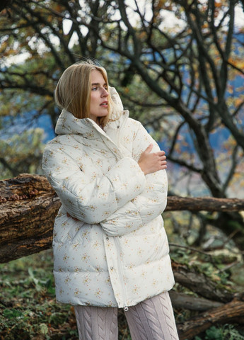 Молочная зимняя куртка Gepur