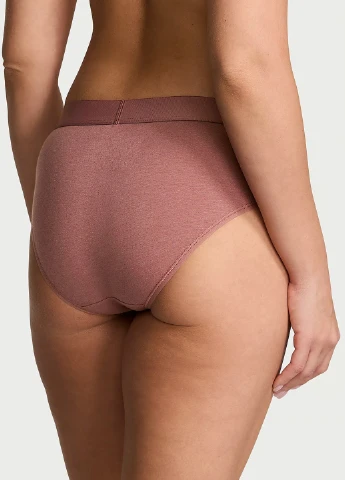 Рожевий демісезонний комплект (бюстгальтер, трусики) Victoria's Secret