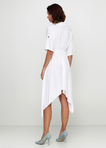 Белое кэжуал платье клеш Moda in Italy однотонное