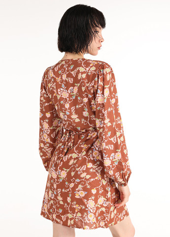 Коричневое кэжуал платье на запах Colin's с цветочным принтом