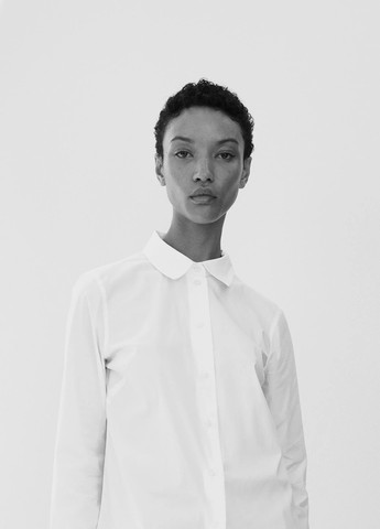 Белая кэжуал рубашка однотонная H&M