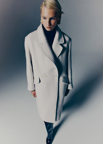 Светло-бежевое демисезонное Пальто двубортное H&M