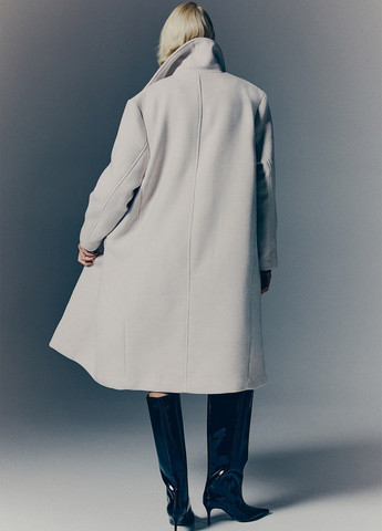 Светло-бежевое демисезонное Пальто двубортное H&M