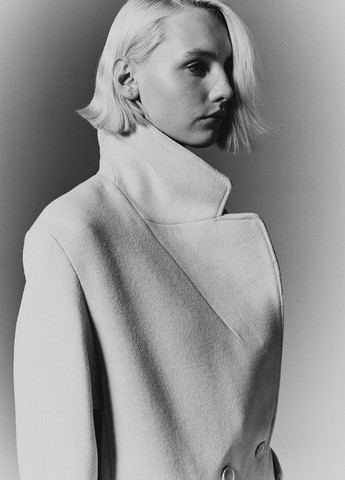 Светло-бежевое демисезонное Пальто двубортное H&M