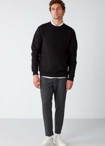 Черный свитшот Grimelange однотонный нашивки (328720257)