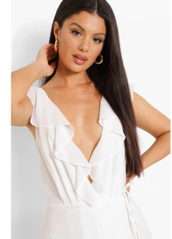 Білий сукня Boohoo