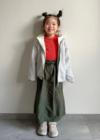 Сіра демісезонна куртка Uniqlo