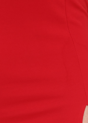 Красное коктейльное платье футляр Missguided однотонное
