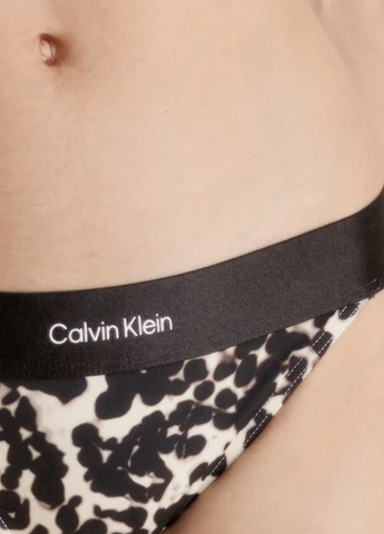 Цветные купальные трусики с рисунком Calvin Klein