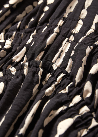 Черное кэжуал платье клеш C&A с абстрактным узором