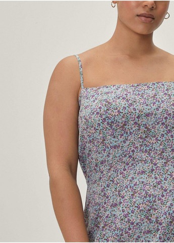 Голубое кэжуал платье платье-майка Nasty Gal с цветочным принтом