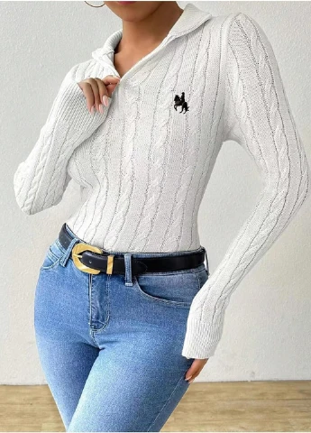 Белый демисезонный свитер SHEIN