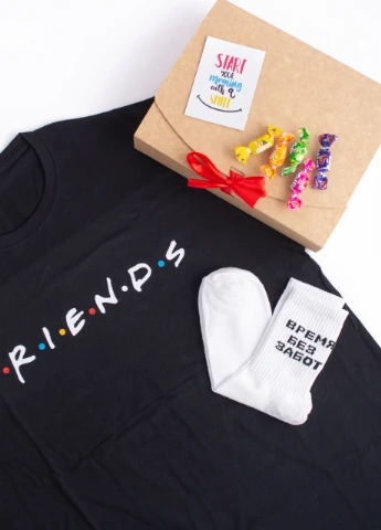 Подарочный набор женский. Футболка чёрная с принтом "Friends", носки с принтом "Время без забот" Maybel - (252660717)