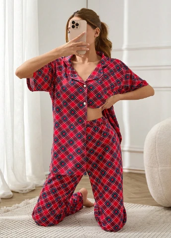 Червона всесезон піжама (кофта, штани) кофта + брюки SHEIN