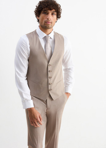 Бежевий демісезонний костюм (піджак, жилет, краватка, штани) трійка, брючний C&A